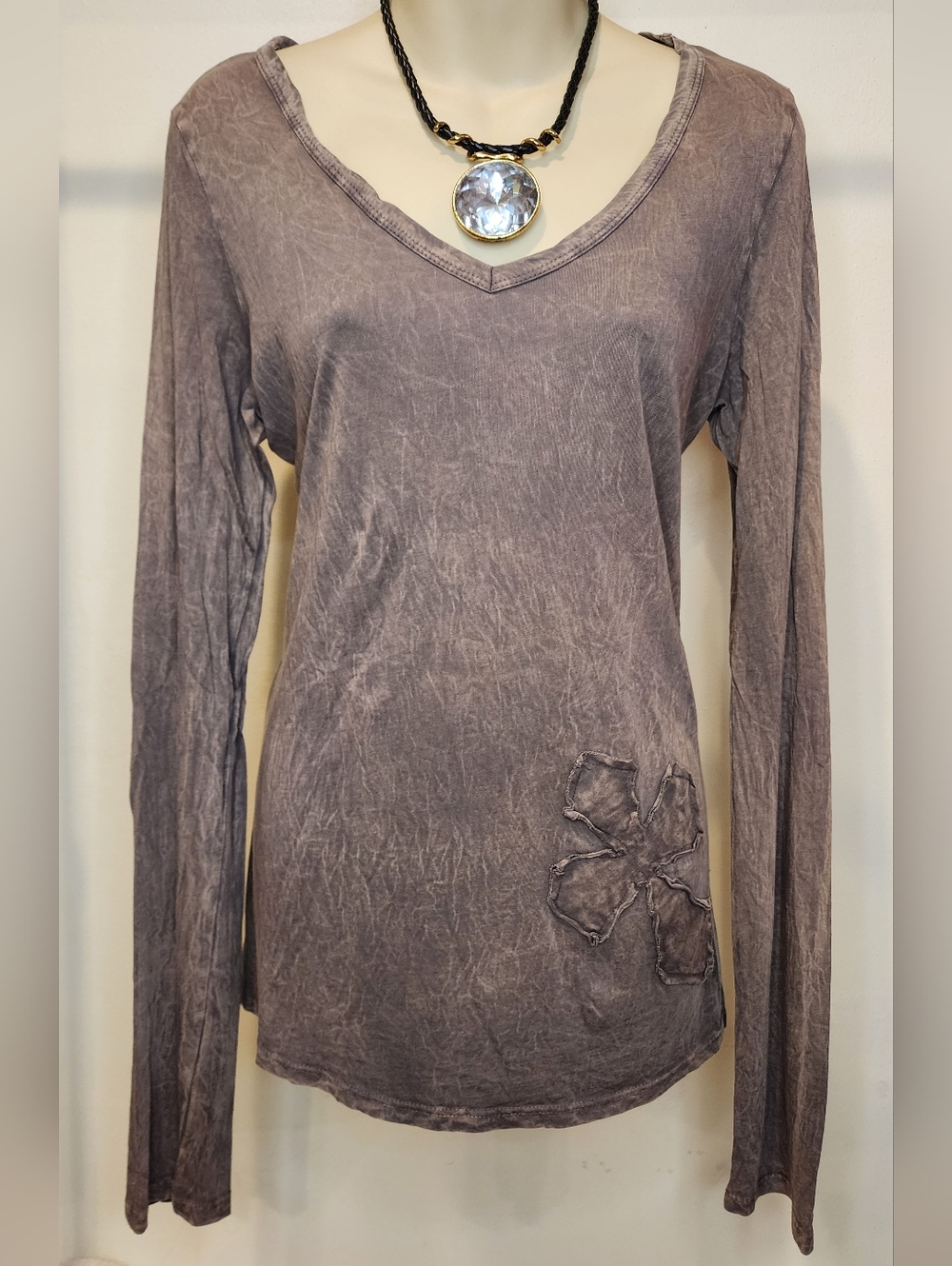 Long-Sleeve V-Neck Top in Washed Mauve with Floral Stitch Accent